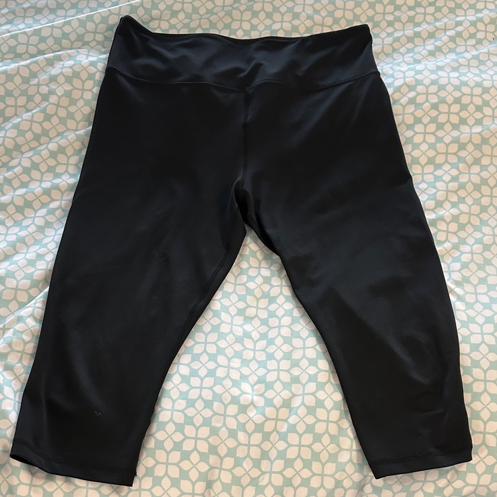 Women’s Black Zyia 17” inseem Leggings